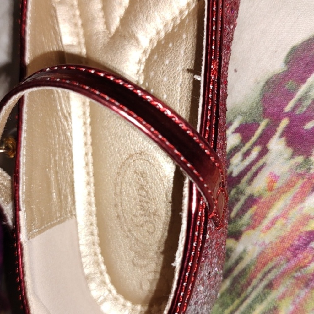 Girls' Glitter Shoes - Picture 11 of 12